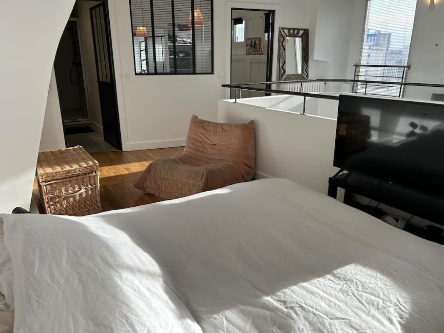 Duplex Apartment With Terrace And Closed Parking - Stade Charlety Paris Arcueil Luaran gambar